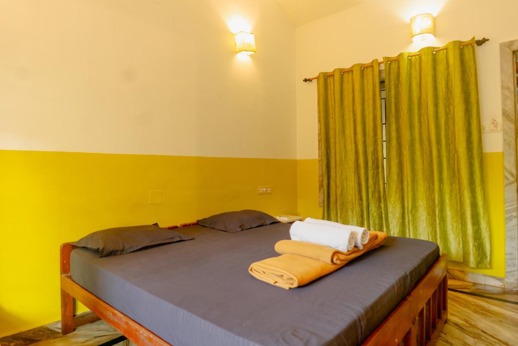 Jungle By Sturmfrei Vagator Hostel Luaran gambar